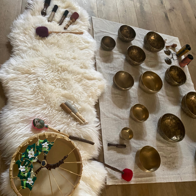 Sound baths instruments