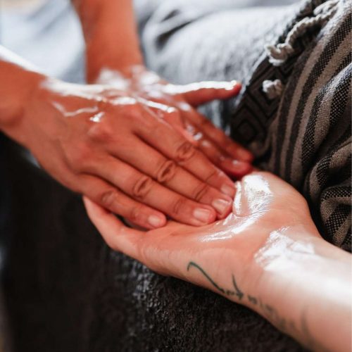 Ayurvedic Hand Massage (Hasta Abhyanga)