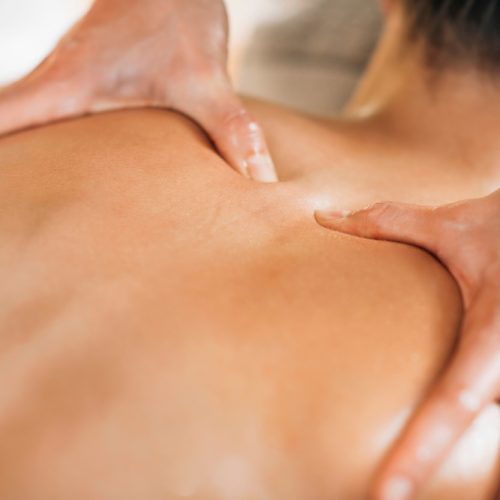 Ayurvedic back massage with oils